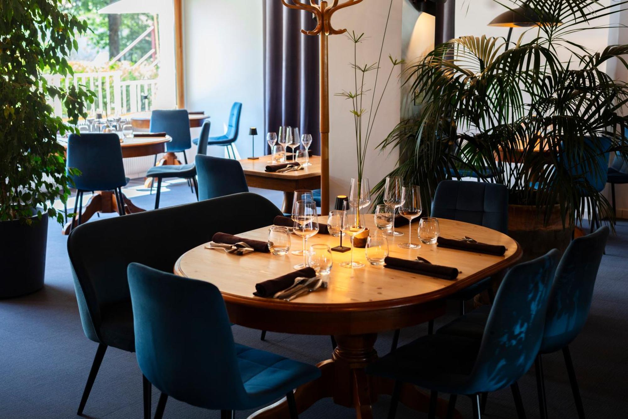 Hotel Restaurant Les Glycines Vieille-Brioude Ngoại thất bức ảnh